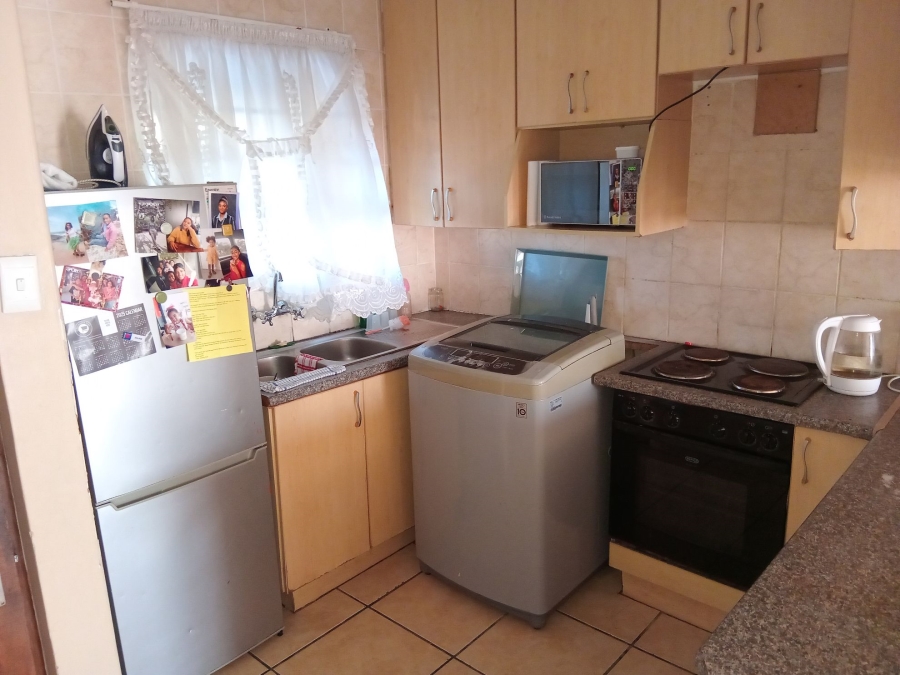 2 Bedroom Property for Sale in Heiderand Western Cape